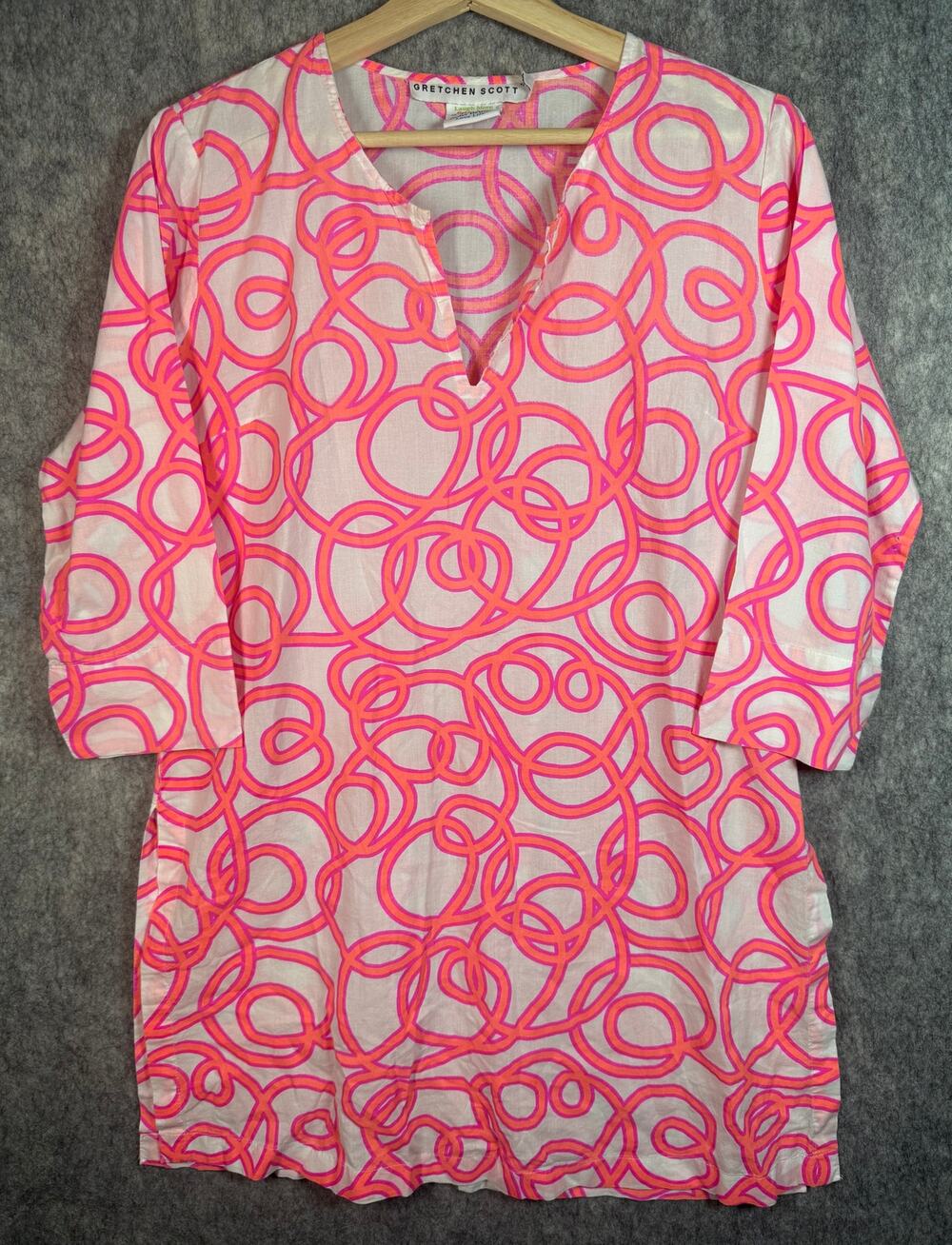 Gretchen Scott Designs Pink Abstract V-Neck Tunic Top Small 3/4 Sleeve Slit Side